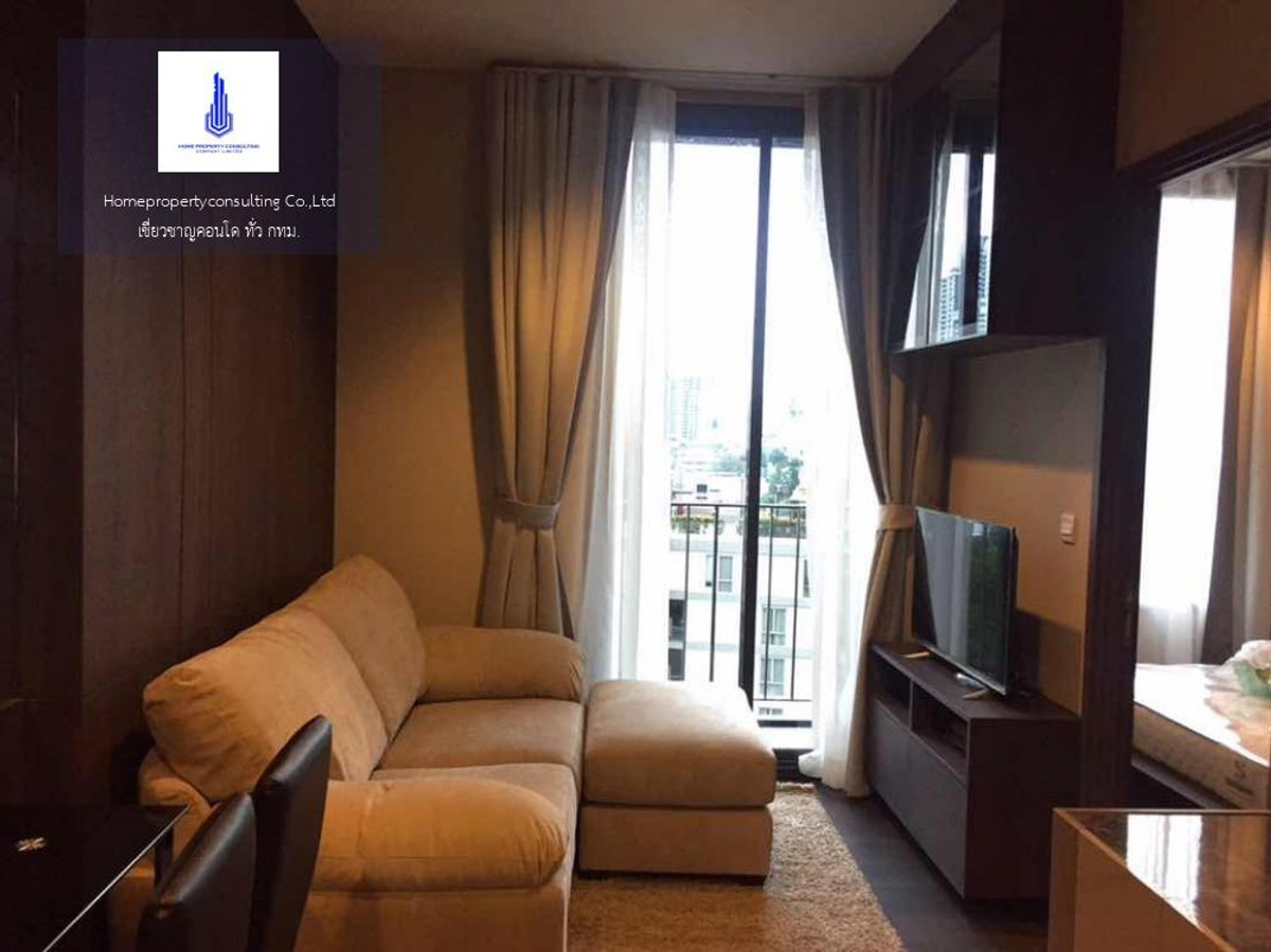 Condo for Rent: Edge Sukhumvit 23 Near BTS Asok (approx. 250 meters) and MRT Sukhumvit (approx. 200 meters)