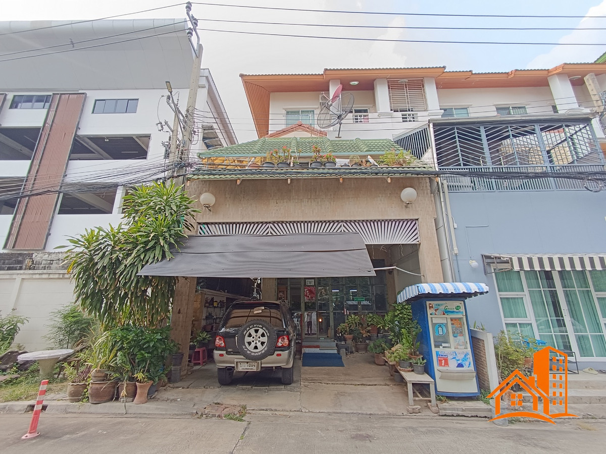 5-Story Townhome, 39.5 sq.wah, Parinlak Nawamin Village