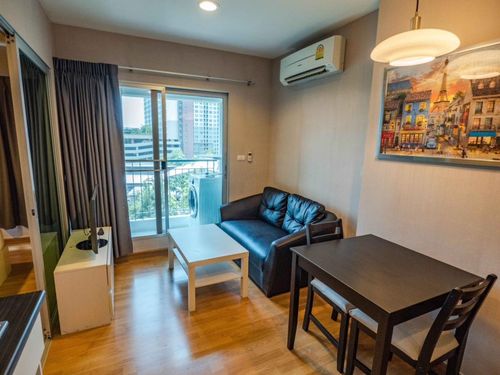 Condo for Rent: Aspire Rama 4 Near BTS Ekkamai (approx. 600 meters)
