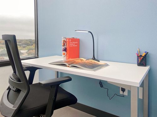 Fully serviced private office space for you and your team in HQ Century The Movie Plaza