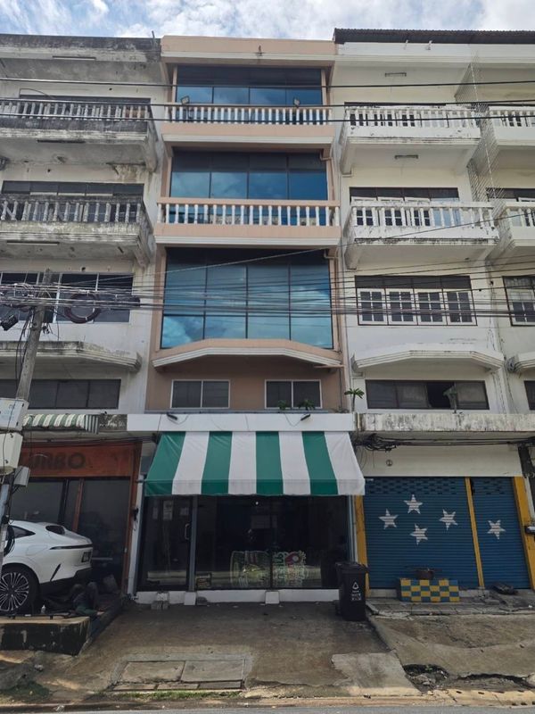ให้เช่าอาคารพาณิชย์ ใกล้ โรงเรียนสตรีวิทยา 2 เพียง 4 นาที