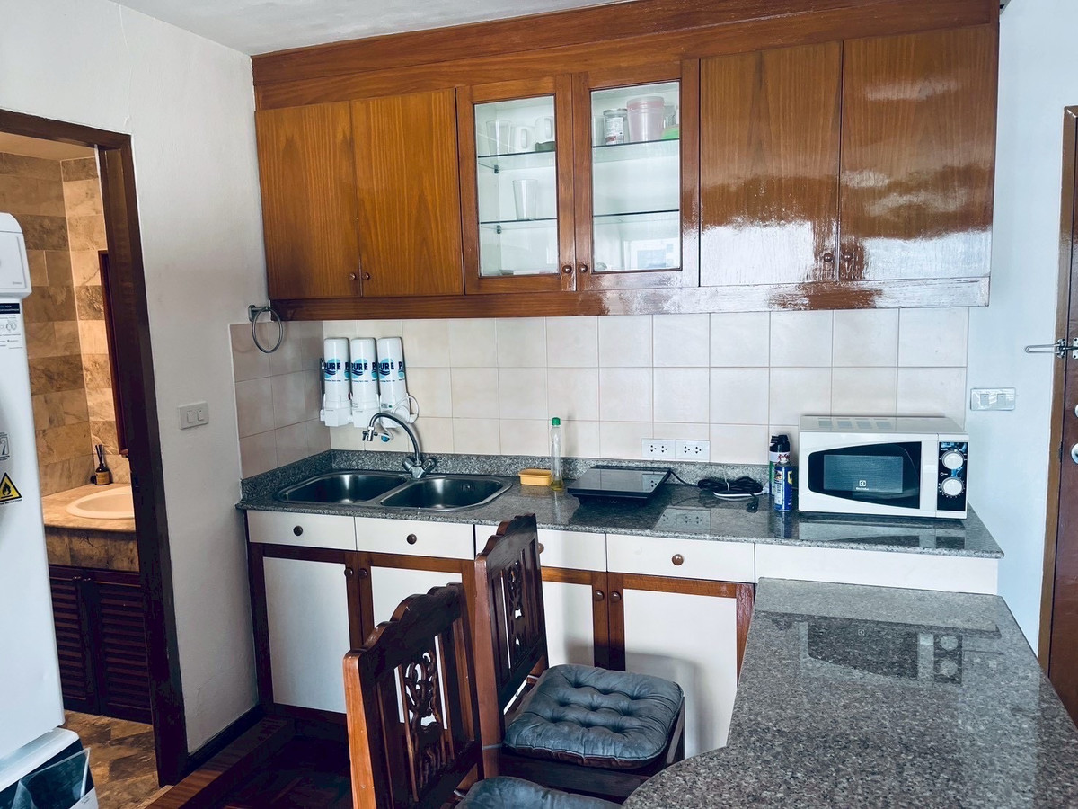 Silom Suite Condo, fully furnished room for rent on Sathorn Road, very close to BTS Saint Louis opposite AiA Sathorn Tower  – รูปที่ 4