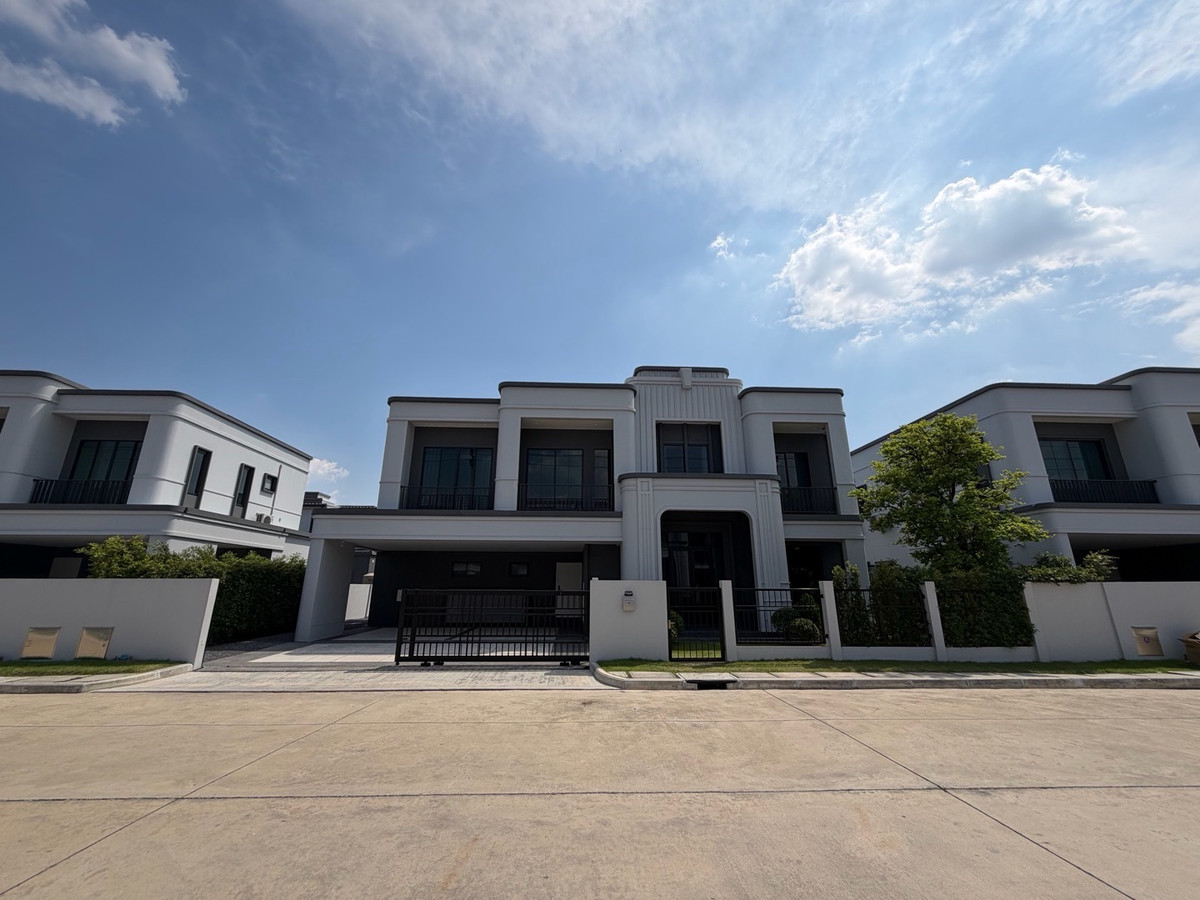 Single house for sale Setthasiri Village Ring Road - Chatuchot Single house for sale Setthasiri Village Ring Road - Chatuchot