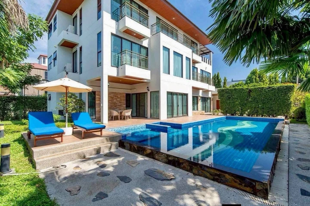 🏡Luxury Pool Villa Rama 9📍6 bedrooms