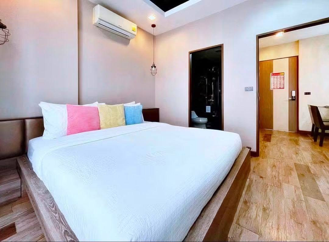 For rent, Nimmana Condominium, beautiful room, pool view, 6th floor, Building C, pool view. For rent, Nimmana Condominium, beautiful room, pool view, 6th floor, Building C, pool view.
