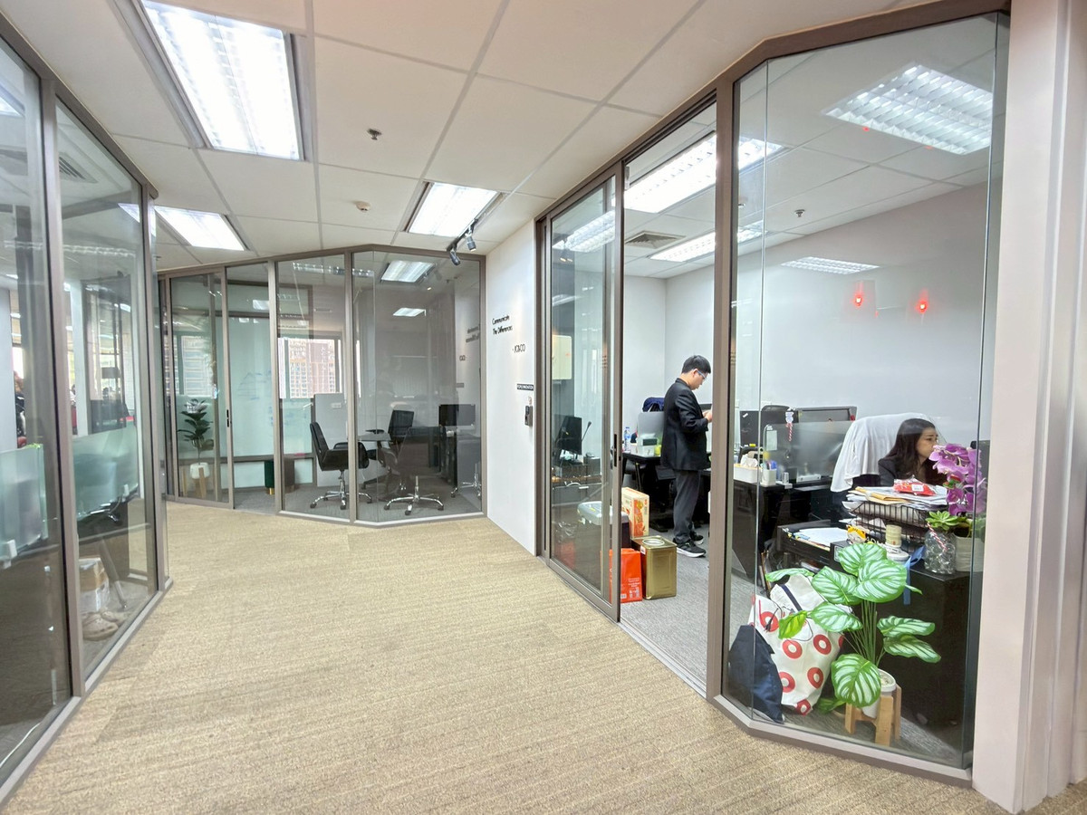 🔥OFFICE FOR RENT🔥 Next to the Chong Nonsi BTS, convenient travel, rooms already separated. – รูปที่ 3