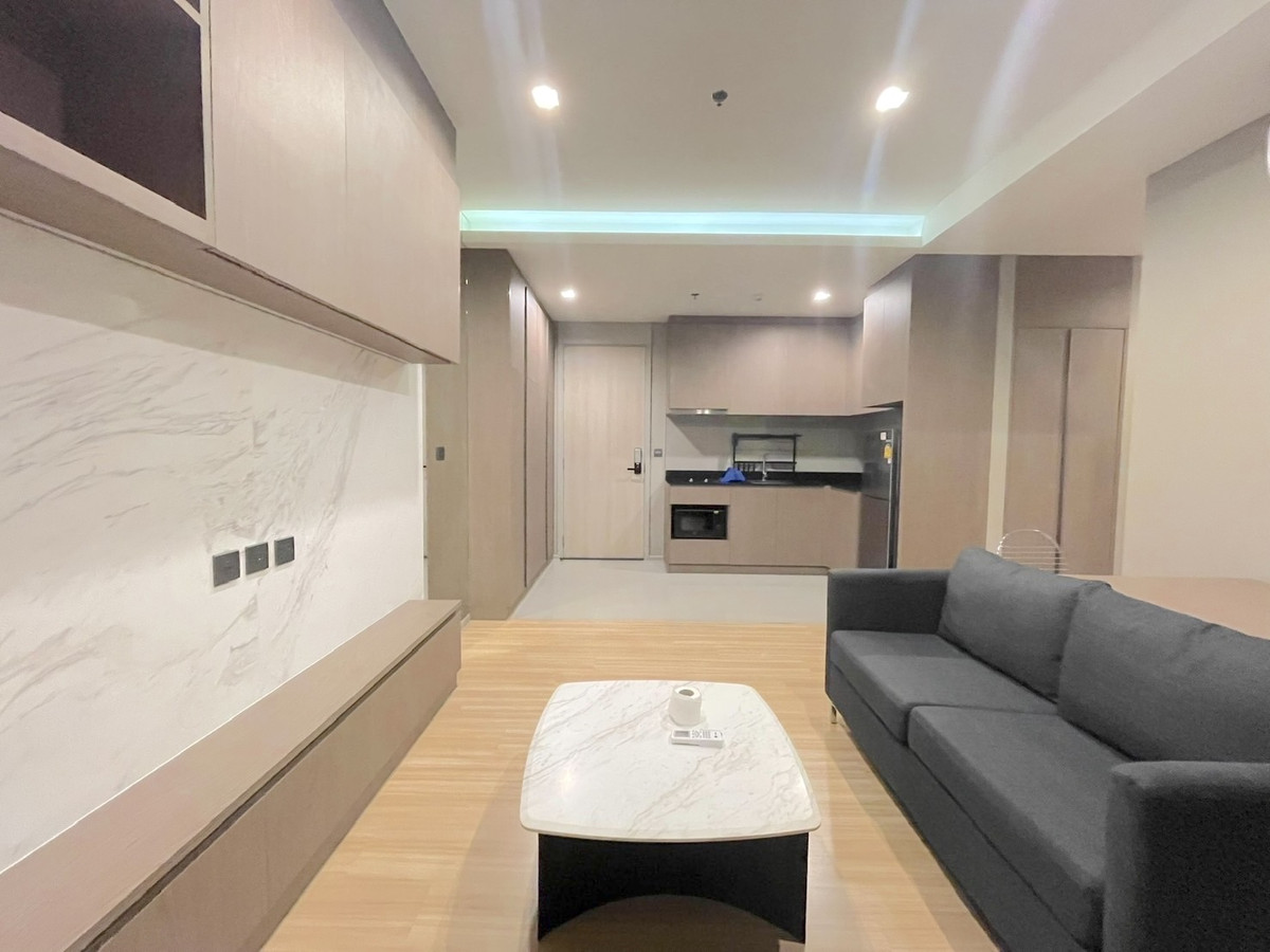 🔥 Urgent sale 🔥 Special layout, only one room per floor, cheapest, beautiful, wide room, selling many rooms Call : 0619824959 Line ID : elegant.289
