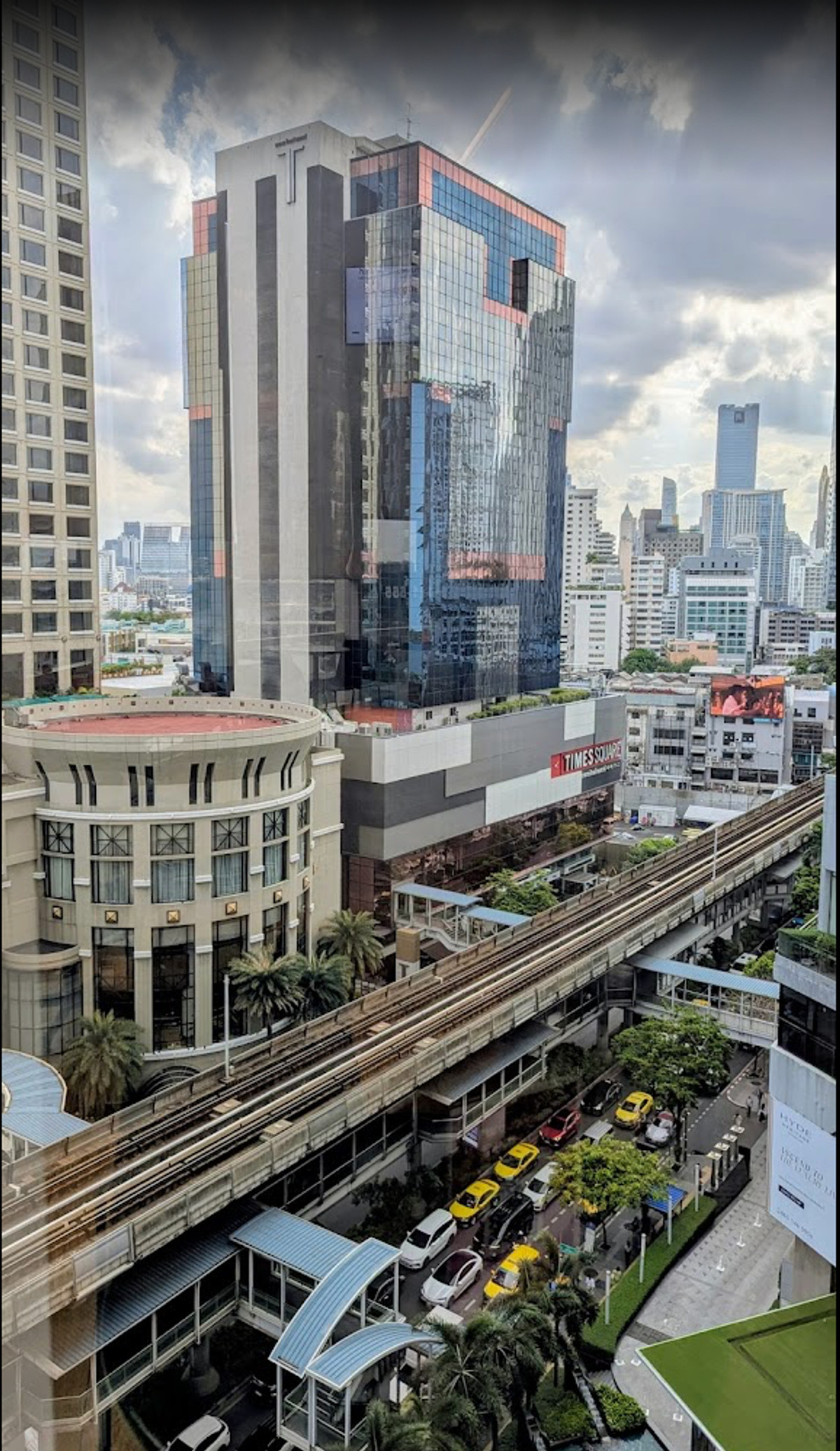 ให้เช่า สำนักงาน หน้า BTS อโศก + MRT สุขุมวิท  – รูปที่ 2