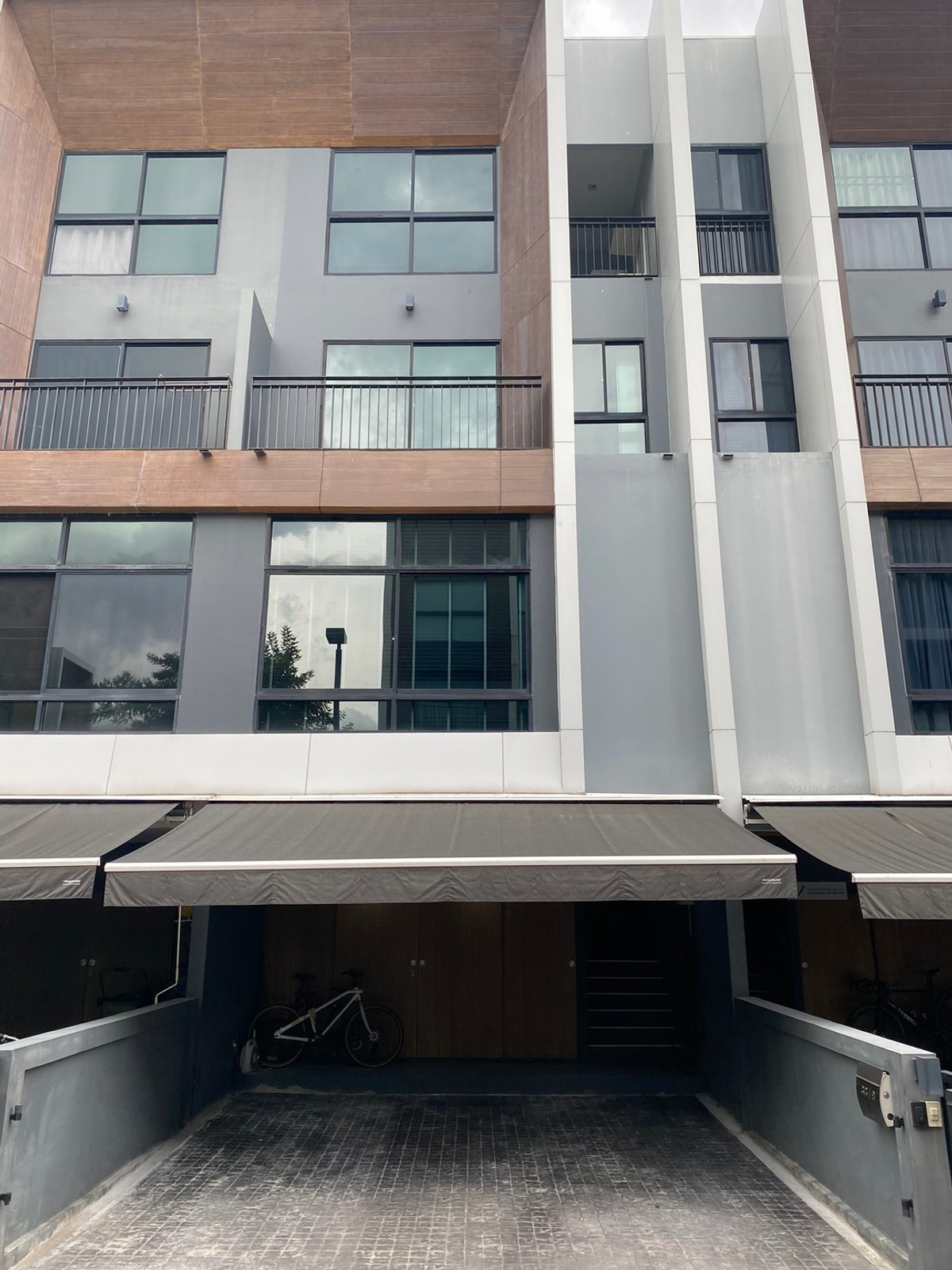 ขายบ้านหรู Arden Rama 3 | 3 ห้องนอน 4 ห้องน้ำ พื้นที่ 185 ตร.ม. ทำเลพระราม 3 ใกล้ทางด่วน โครงการคุณภาพ ทำเลศักยภาพ – รูปที่ 2