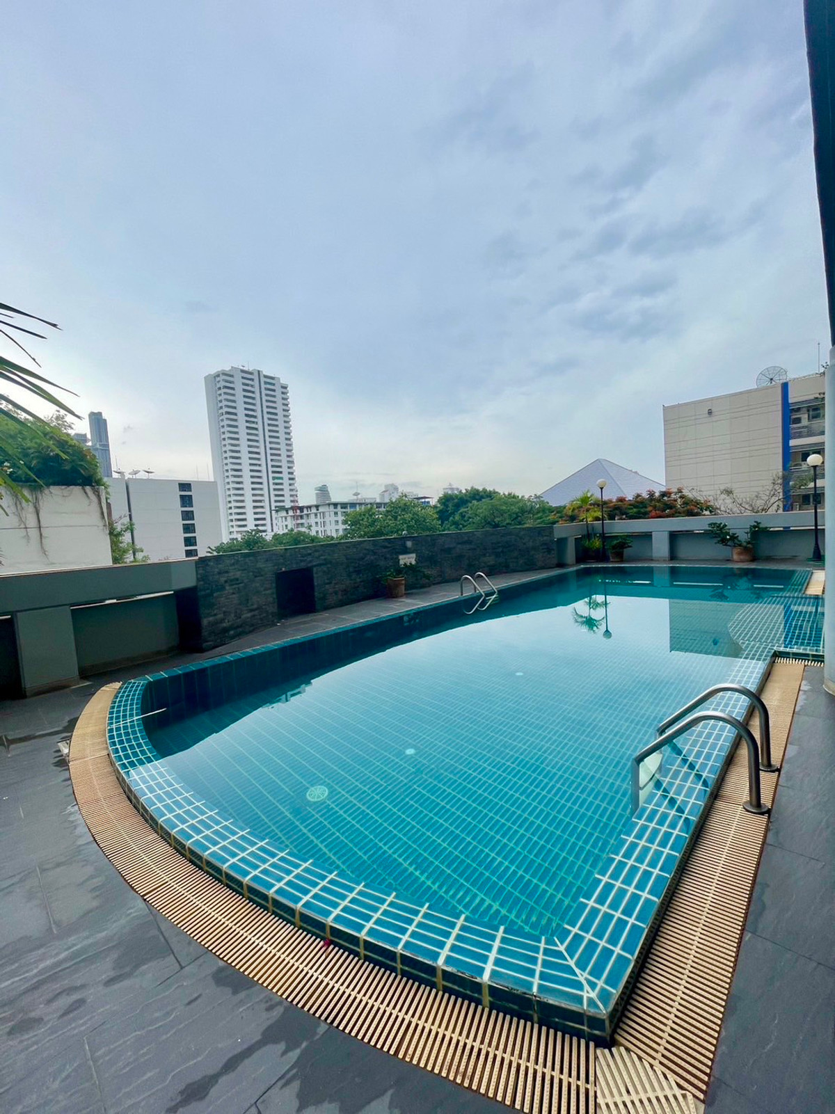 ✨Le Premier 2✨2 beds 2 baths, Size 122 sqm., near BTS / MRT Thonglor (0.75 km) Tel.0982645161 