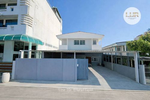 2-story detached house for sale, Rama 9 Soi 43 🔥 prime location 🔥 near The Nine Center Rama 9