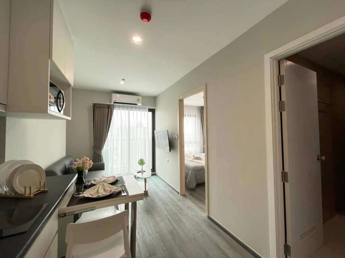 For Rent : Rich Parck@Triple Station พระราม9 1ห้องนอน 1ห้องน้ำ ห้องสวย เฟอร์นิเจอร์ครบ พร้อมเข้าอยู่ – รูปที่ 2