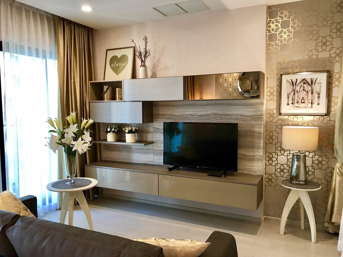 For Rent Condo Noble Ploenchit 1 Bedroom (S03-2137)