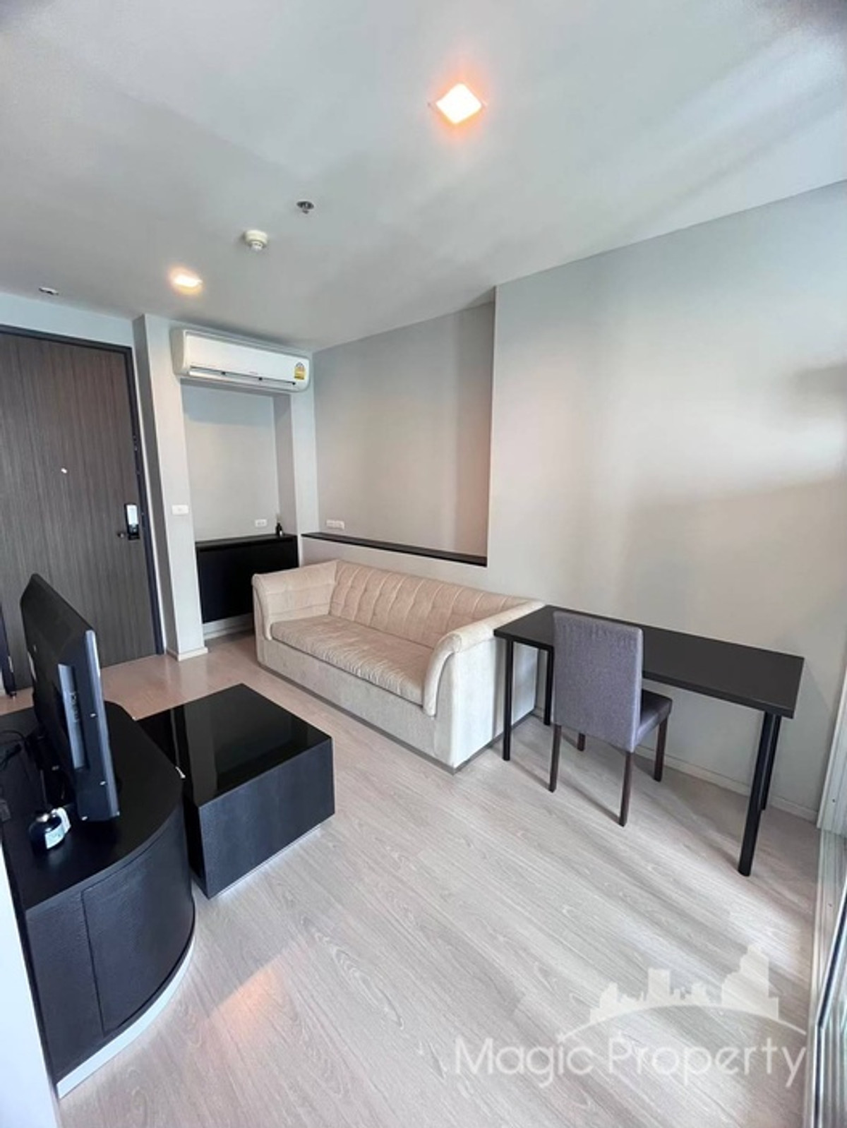 1 Bedroom For Rent in Rhythm Sukhumvit 44/1 Condominium, Sukhumvit Road, Phra Khanong, Khlong Toei, Bangkok 1 Bedroom For Rent in Rhythm Sukhumvit 44/1 Condominium, Sukhumvit Road, Phra Khanong, Khlong Toei, Bangkok