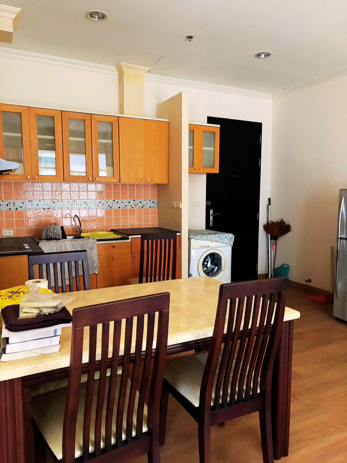 🎯 Prime Location Alert! A Rare Gem for Investors & Urban Dwellers at “Baan Klang Krung Siam-Pathumwan“ 🎯 Prime Location Alert! A Rare Gem for Investors & Urban Dwellers at “Baan Klang Krung Siam-Pathumwan“