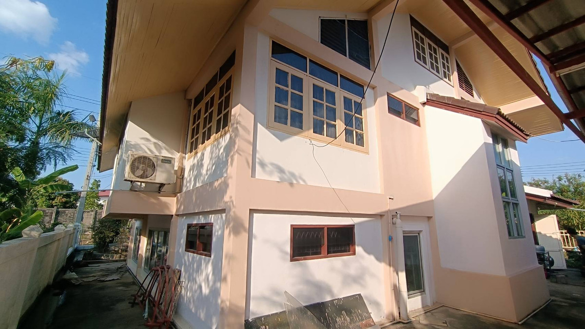 ขายบ้านหลังใหญ่พร้อมที่ดิน ติดถนนเพชรเกษม 100 เมตร อ.นครชัยศรี จ.นครปฐม  – รูปที่ 2