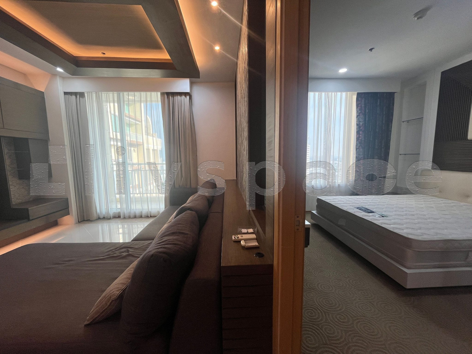 ▚ L00CK3ツ FOR RENT The Empire Place 1Bed 65sqm Large Unit Beautifully Furnished Cool & Quiet Near BTS Chong Nonsi✨ – รูปที่ 3
