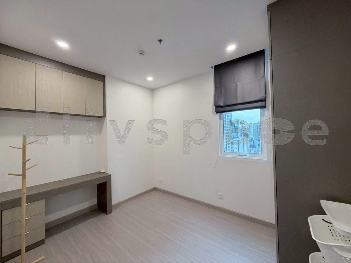 ▚ LH118ツ ขายพร้อมผู้เช่า: Supalai Premier Siphraya 2BR 73ตรม. 9.99M🔑✨ ห้องใหม่ไซส์ใหญ่ ได้ที่จอดรถ Fix ใกล้ MRT สามย่าน เหมาะลงทุนหรืออยู่เอง! – รูปที่ 4