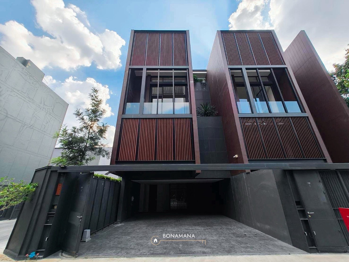 ให้เช่า/ขาย โฮมออฟฟิศสุดหรู Town in Town ให้เช่า/ขาย โฮมออฟฟิศสุดหรู Town in Town