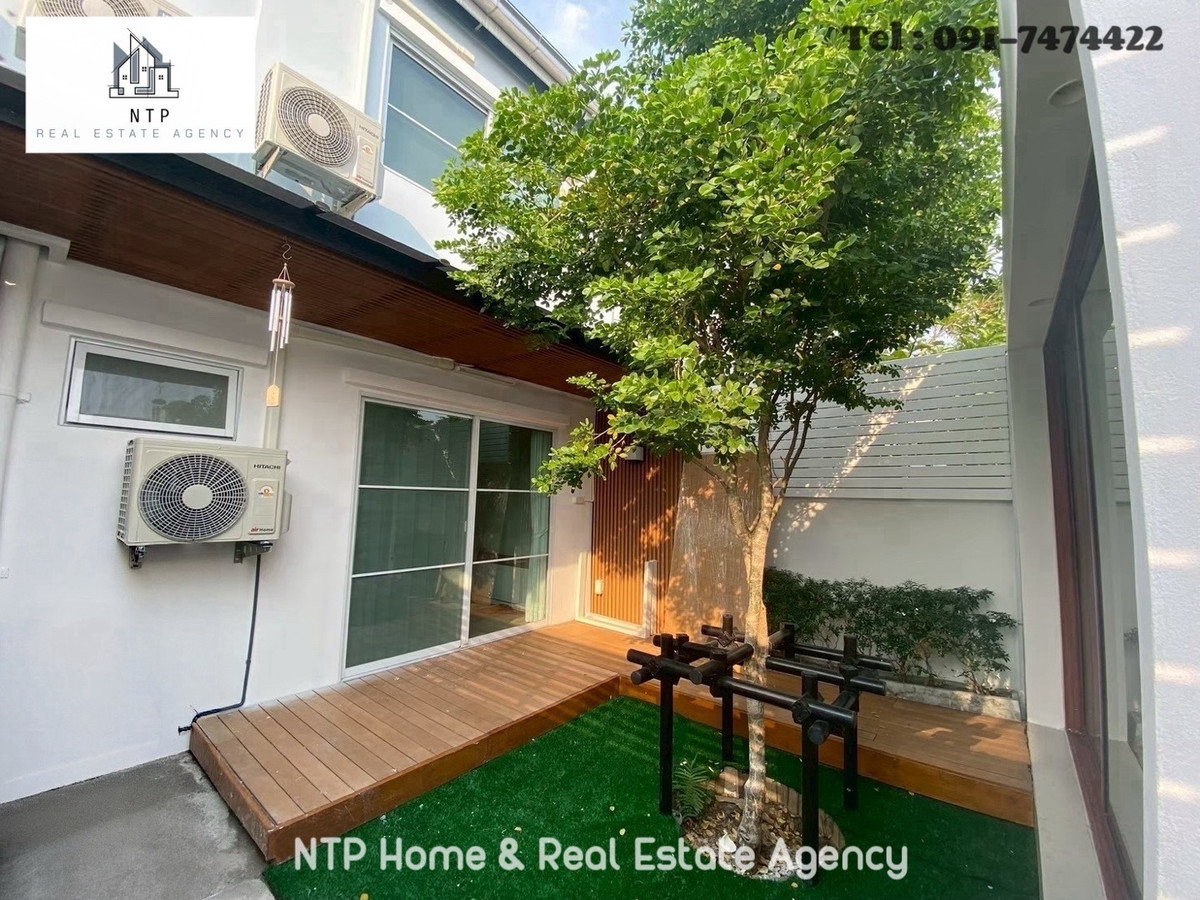For rent: 2-story townhome #Indy Bangna Ram2. The back of the house is wide and comes with a seating area to admire nature. And a modern glass kitchen, best location, opposite Mega Bangna 🐶🐱pet friendly – รูปที่ 4