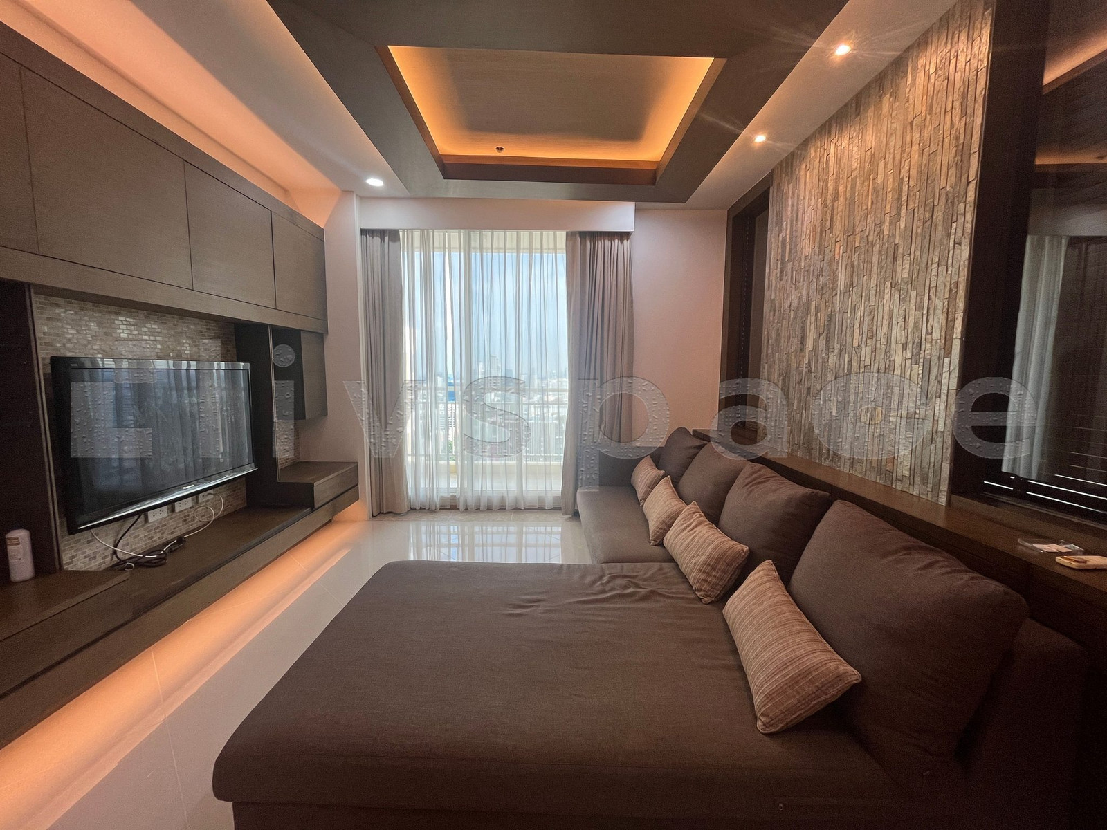 ▚ L00CK3ツ FOR RENT The Empire Place 1Bed 65sqm Large Unit Beautifully Furnished Cool & Quiet Near BTS Chong Nonsi✨ – รูปที่ 2