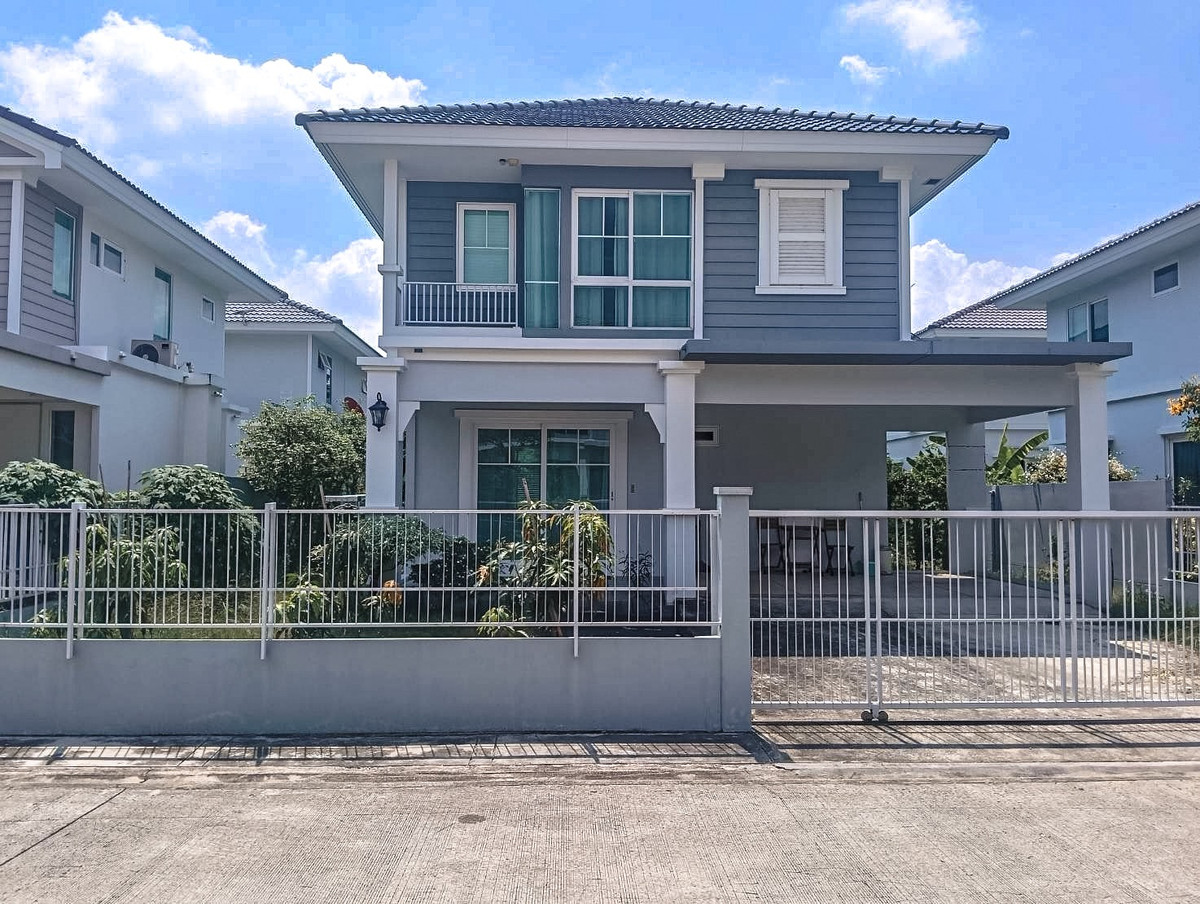 Villaggio - Bangna : “House“ Completely thought out quality project from Land and Houses to take the first step further. Villaggio - Bangna : “House“ Completely thought out quality project from Land and Houses to take the first step further.