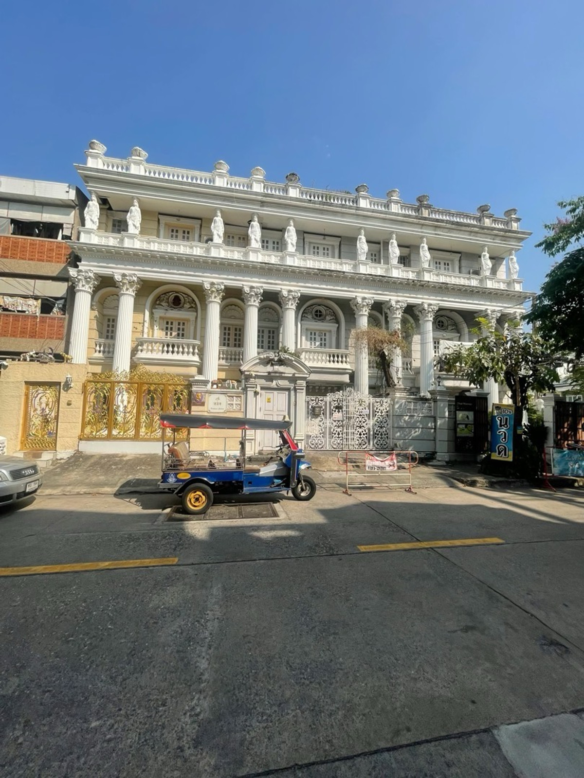 Townhome for Sale – Ratchada, Prachasongkhro 23