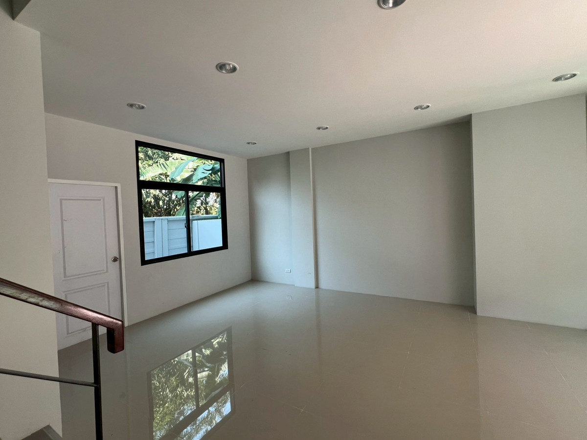 Townhome for rent, 4 floors, new condition, 3 bedrooms, 4 bathrooms, 2 parking spaces. – รูปที่ 3
