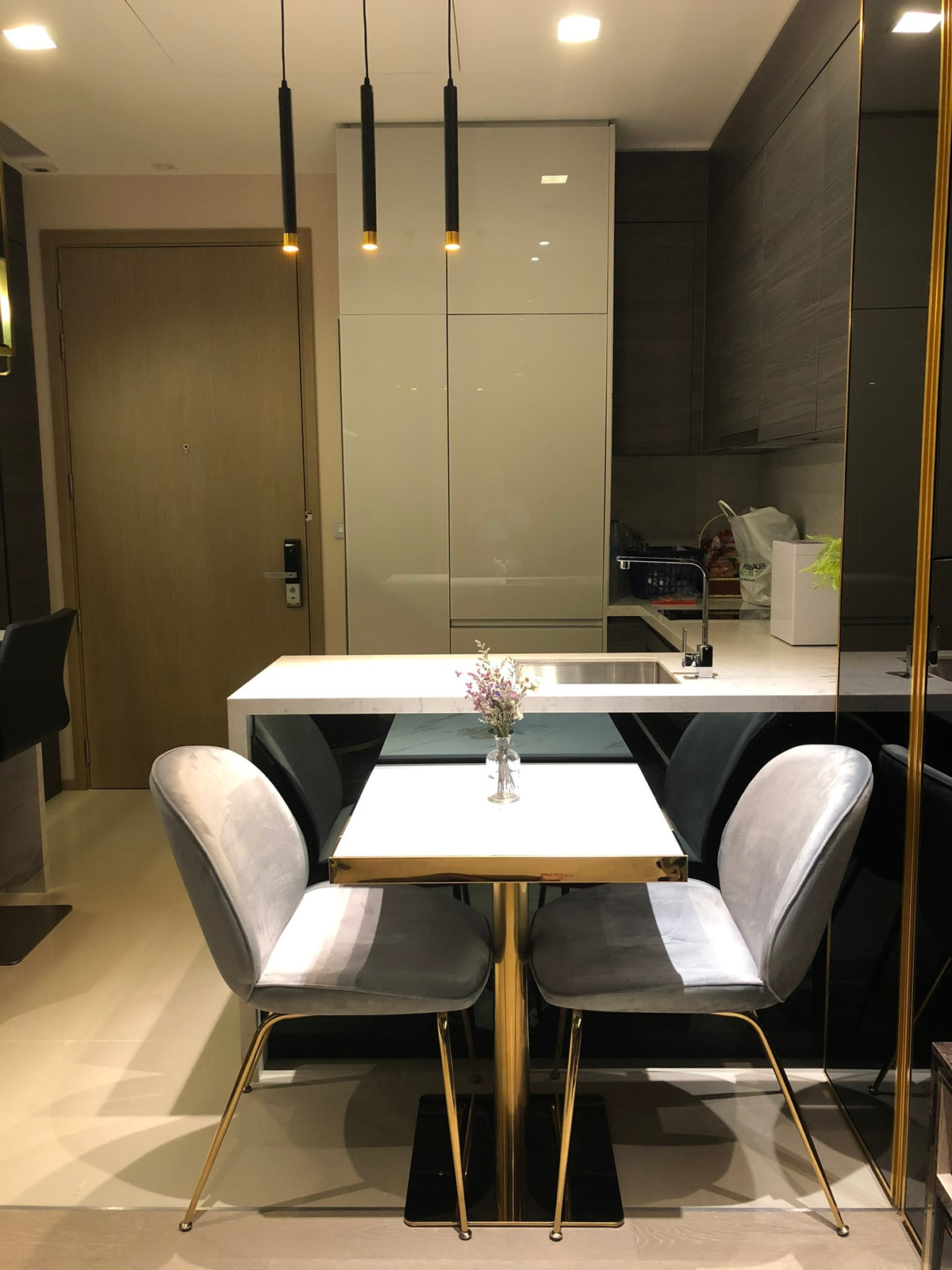 ! ขายคอนโด Super Luxury ชั้น45 ทิศเหนือ  – รูปที่ 4