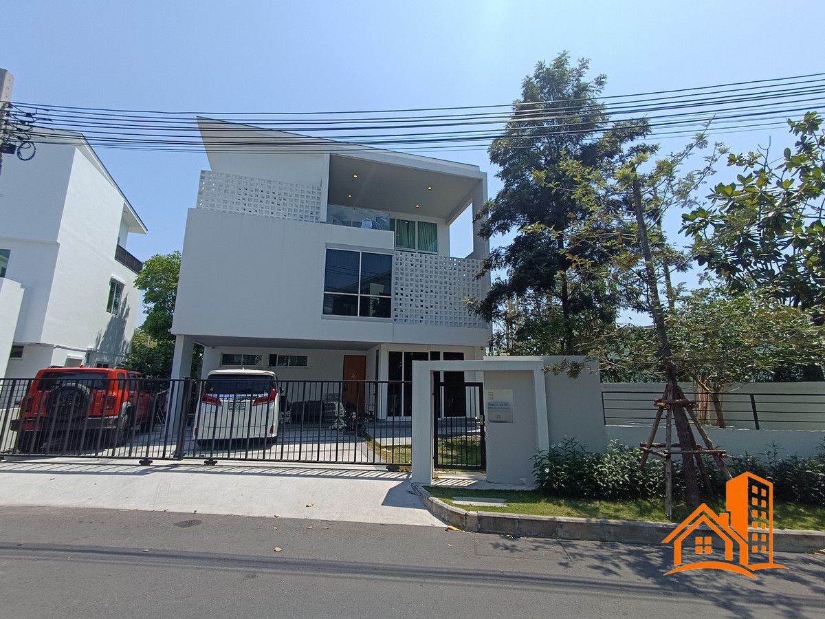 บ้านเดี่ยว 3 ชั้น 68.5 ตร.วา ติดสระว่ายน้ำ Nirvana ABSOLUTE เอกมัย-รามอินทรา