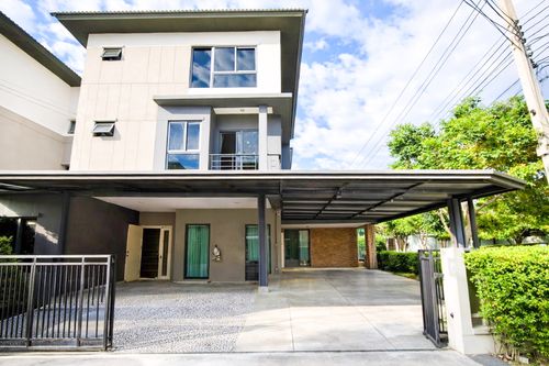 Baan Klang Muang The Edition Rama 9 - Pattanakarn / 4 Bedrooms (FOR SALE) FONT059