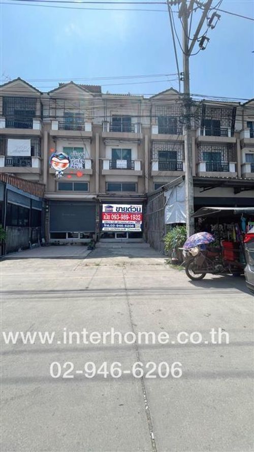 Commercial building, 3.5 floors, 23.6 sq m, Green Garden Home Village, Lam Luk Ka, Khlong 8, Rangsit-Nakhon Nayok Road, Lam Luk Ka Road, Lam Luk Ka, Pathum Thani.