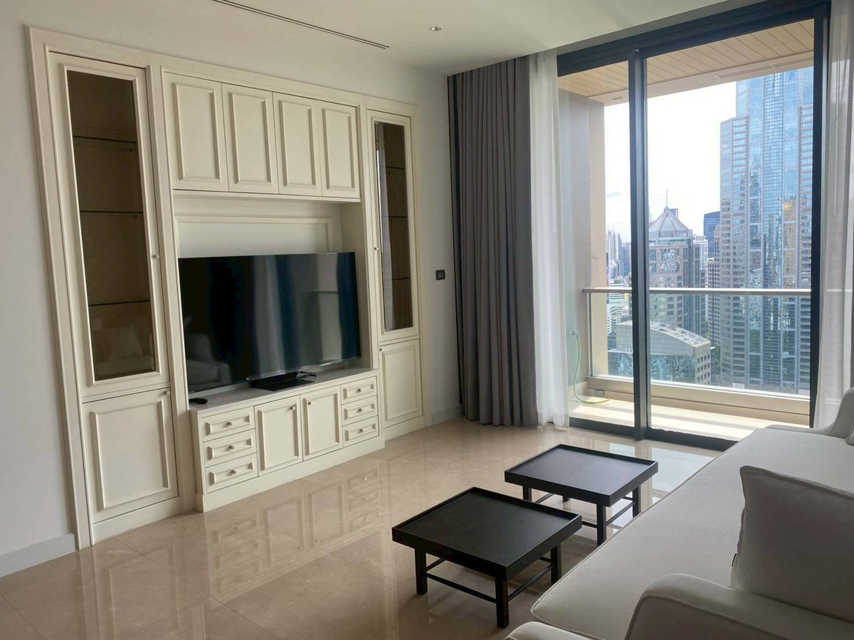 SL073/For sale and rent Sindhorn Residence, luxury condo. Center of Lang Suan Near Lumphini Park SL073/For sale and rent Sindhorn Residence, luxury condo. Center of Lang Suan Near Lumphini Park