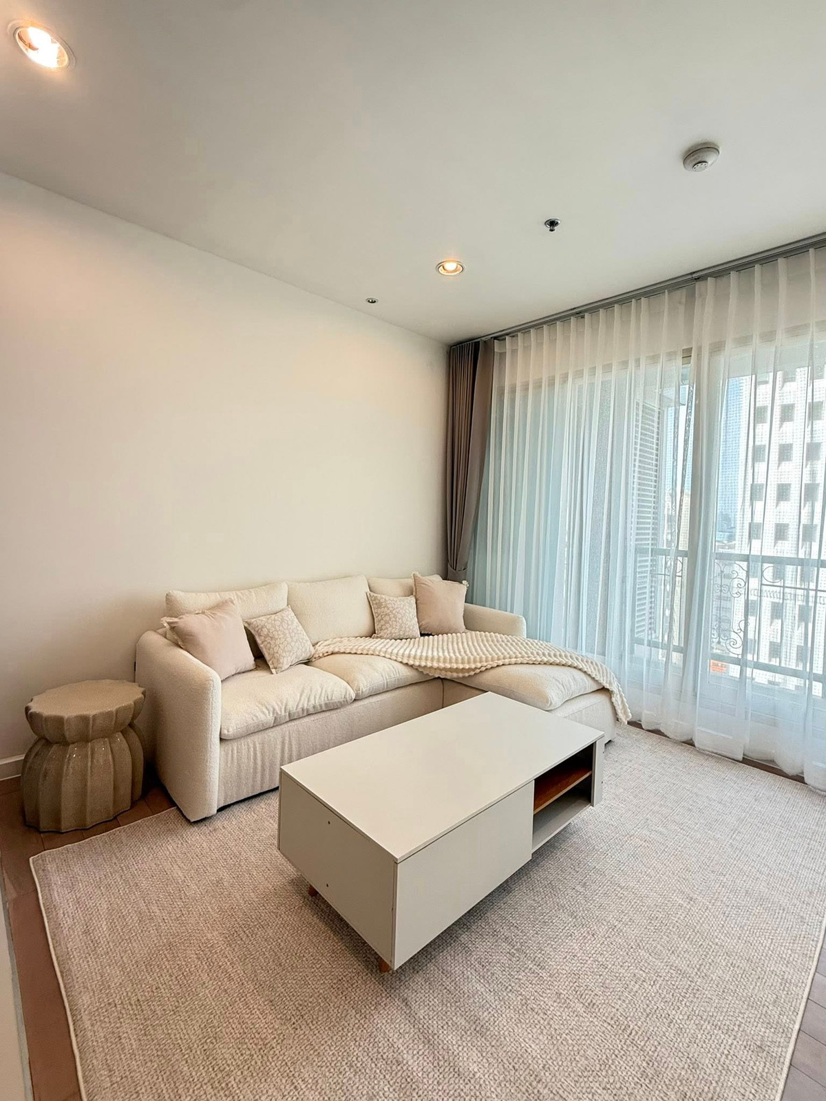 SL064/ขายหรือให้เช่า The Address Chidlom ห้องมุม 55 ตร.ม. ทำเลใจกลางชิดลม เฟอร์ครบ พร้อมเข้าอยู่