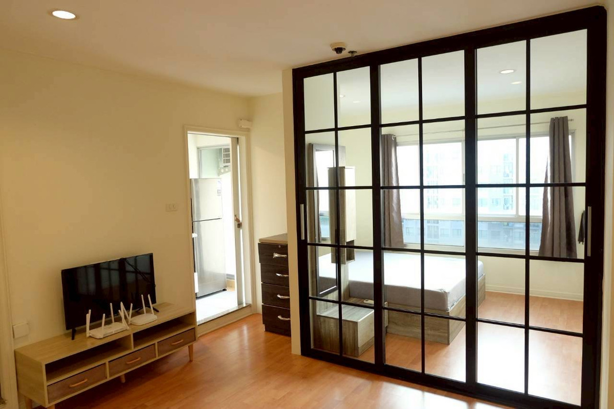 Condo LPN Lumpini Ville Ramkhamhaeng 44, beautiful city view, good location.