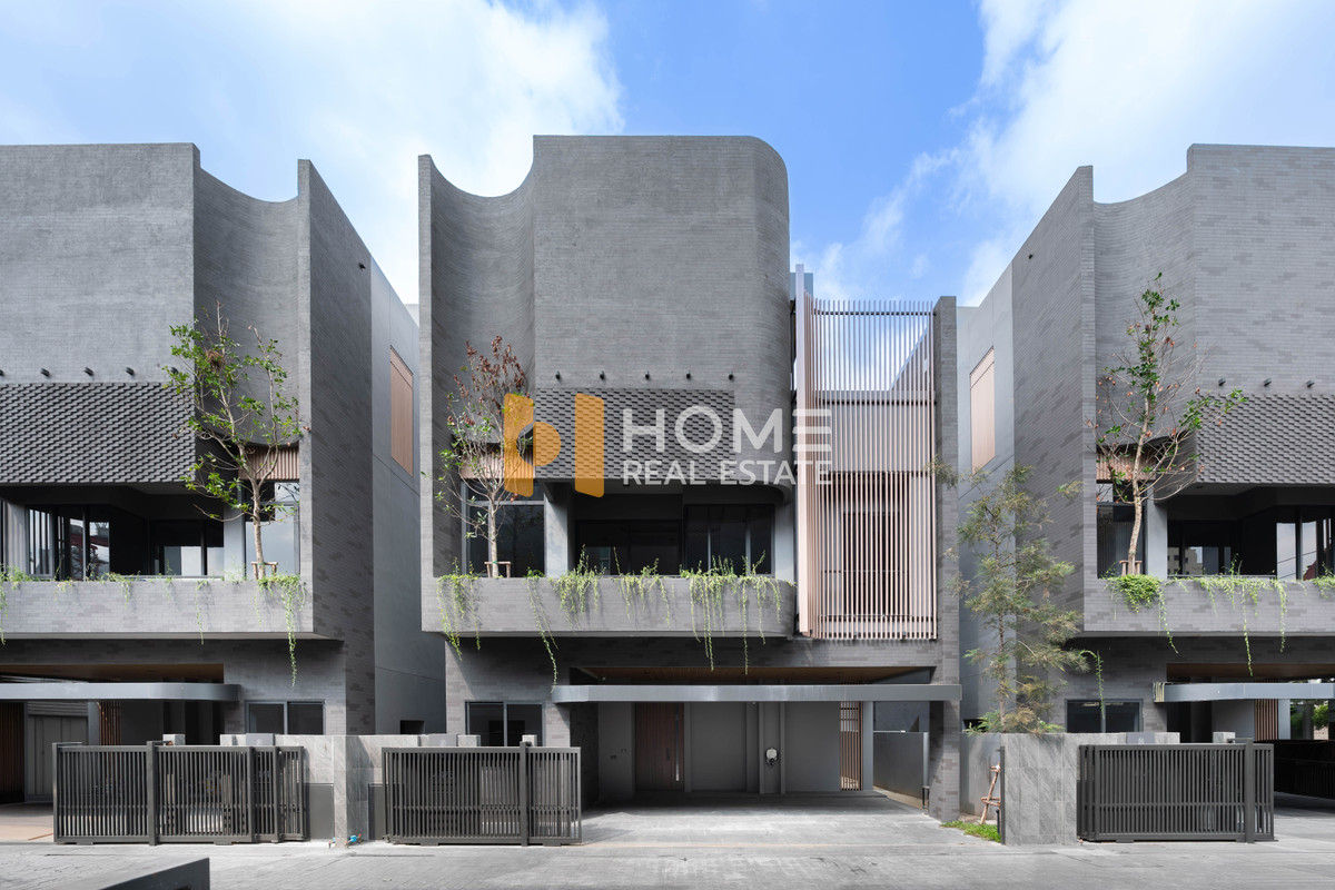 House with Land TERRA HAUS Vibha - Phahon 21 / 4 Bedrooms (FOR SALE) TPM328 House with Land TERRA HAUS Vibha - Phahon 21 / 4 Bedrooms (FOR SALE) TPM328