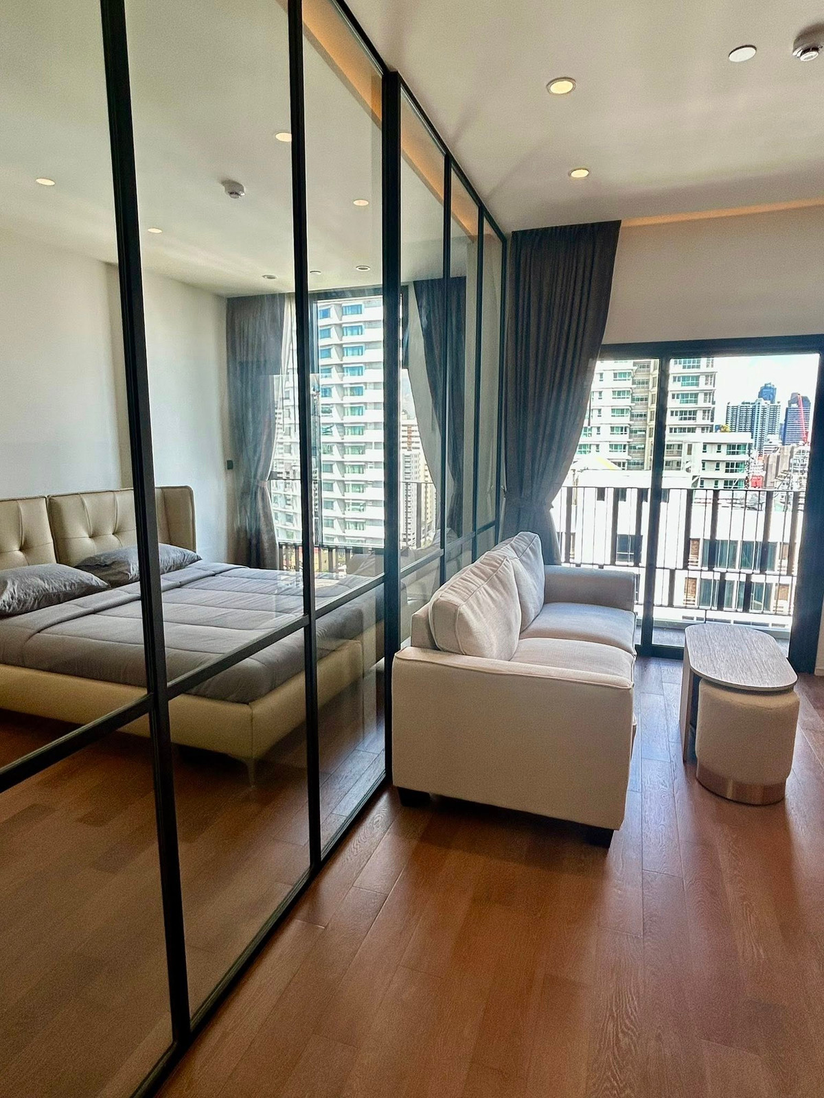 For Rent : มิวนีค สุขุมวิท23 ติด BTS และMRT คอนโดเลี้ยงสัตว์ 1ห้องนอน 1ห้องน้ำ ห้องสวย เฟอร์นิเจอร์ครบ พร้อมเข้าอยู่