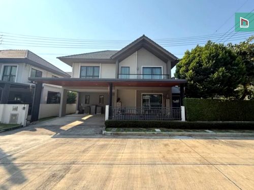 Single house, Pave Pinklao-Salaya, large land, 65.1 sq m, 5 bedrooms, 6.6 million, north is not hot. Garage extension + complete built-ins, plus 4 air conditioners, near Si Rat Expressway.