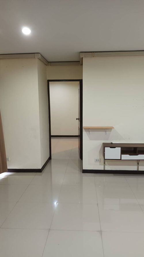 (รหัส S5427) ขายคอนโด โครงการ Sriwara Garden Condominium : ศรีวราการ์เด้น คอนโดมิเนียม