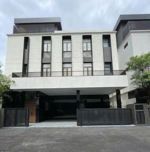 [For Sale] ARNA Rama 9, Super Luxury 3-story detached house with private swimming pool and rooftop terrace | Prime location behind The Mall Ramkhamhaeng University, near MRT Orange Line.