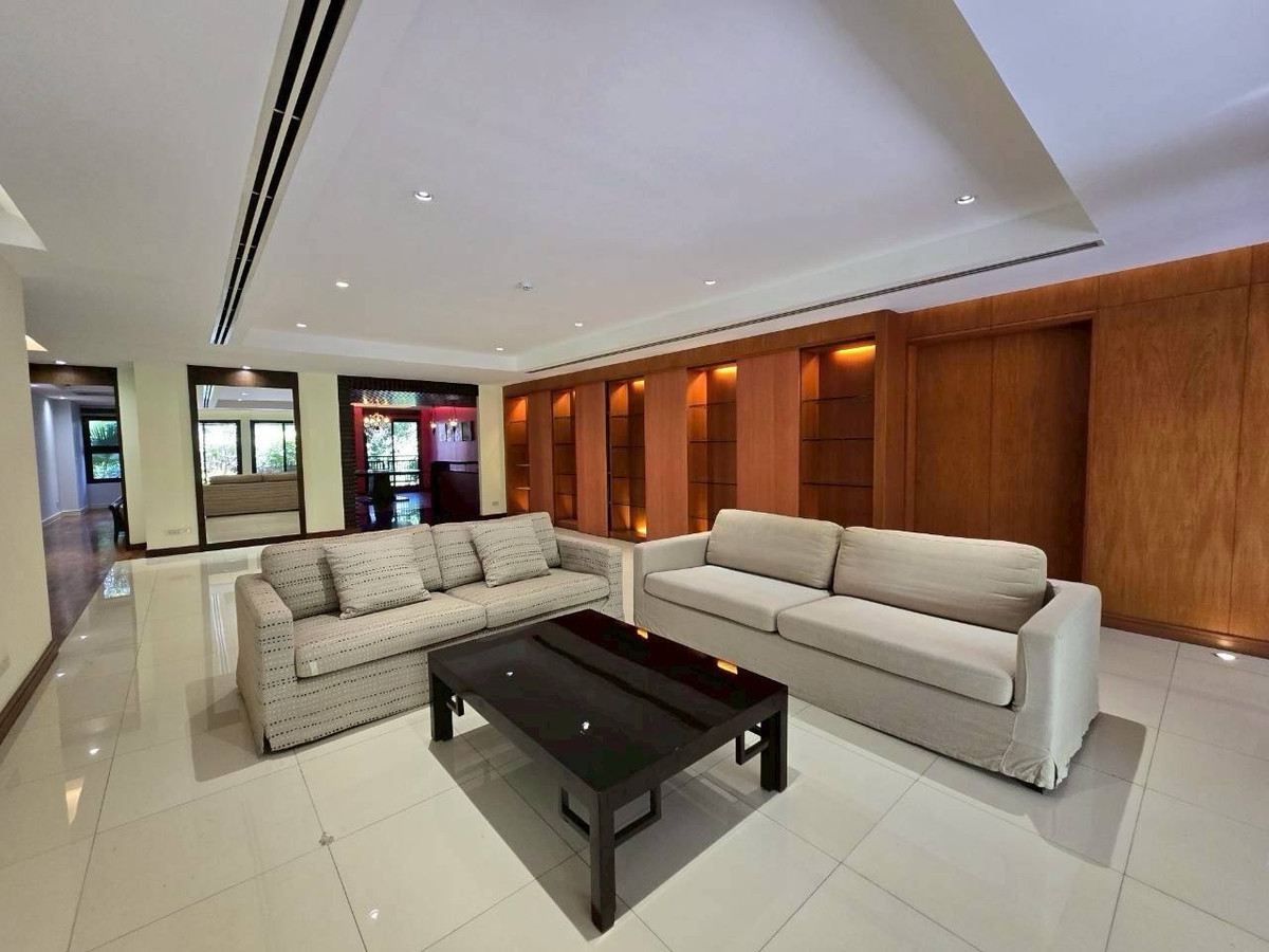 ให้เช่า คอนโด  Supreme Residence   3 ห้องนอน 400 ตร.ม. ห้องใหญ่ที่สุดในโครงการ พร้อมสวนส่วนตัว