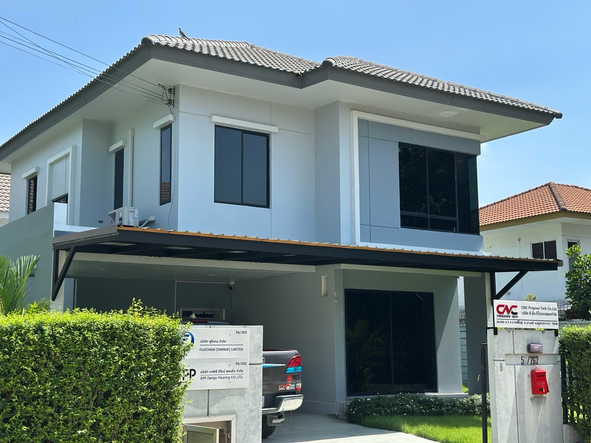 2-story detached house for sale, corner unit, Delight Village, Bangna-Srinakarin (Soi Amphon).