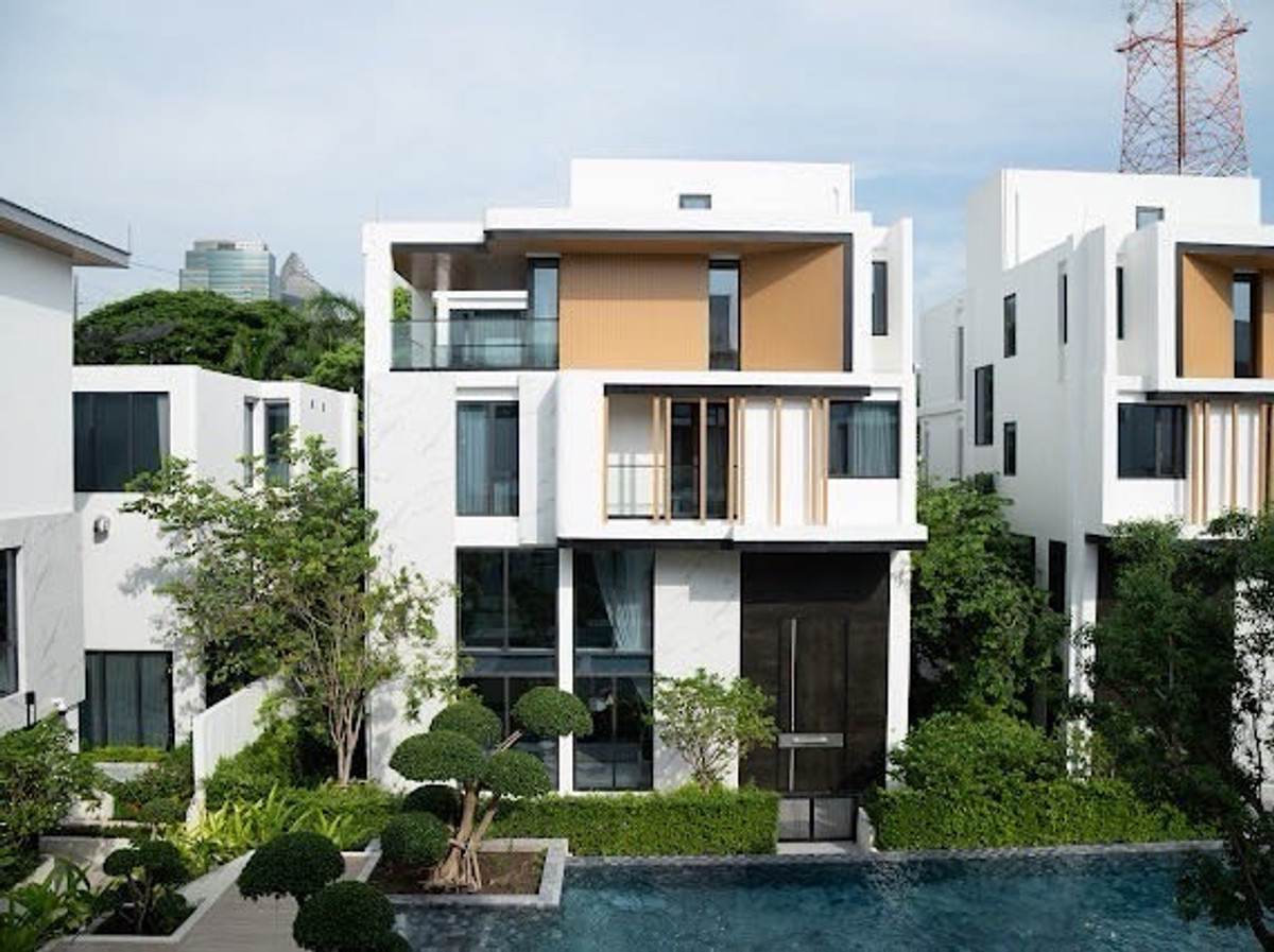 For rent-sale, luxury mansion, CULTURE 188 project, Rama 9-New Phetchaburi Road. Fully furnished, ready to move in. For rent-sale, luxury mansion, CULTURE 188 project, Rama 9-New Phetchaburi Road. Fully furnished, ready to move in.