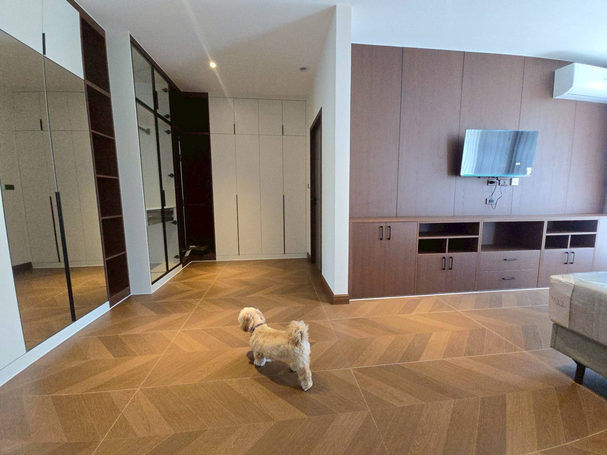 LTH14677 – Private Residence for Rent | Brand New Private Residence Ekkamai | 250 sqm | 3 Bedrooms 3 Bathrooms | Luxury Pet Friendly Spacious Living Best Value | Near BTS Ekkamai | 150,000 THB/Month | Residential house for rent Brand New Private Residence LTH14677 – Private Residence for Rent | Brand New Private Residence Ekkamai | 250 sqm | 3 Bedrooms 3 Bathrooms | Luxury Pet Friendly Spacious Living Best Value | Near BTS Ekkamai | 150,000 THB/Month | Residential house for rent Brand New Private Residence