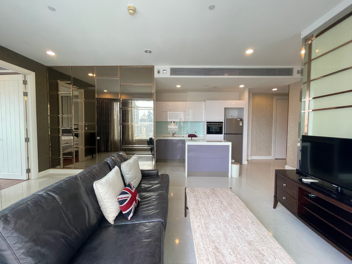 Condo for rent Q Langsuan, 2 bedrooms, 106 sq m., near BTS Chidlom, near Lumpini Park. Condo for rent Q Langsuan, 2 bedrooms, 106 sq m., near BTS Chidlom, near Lumpini Park.