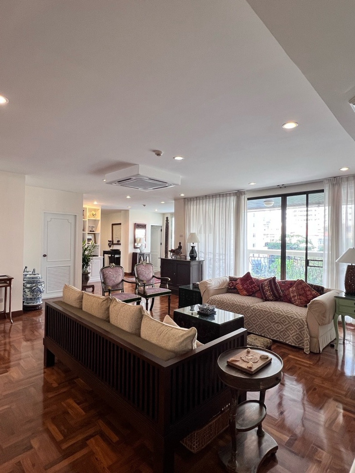 📍 For sell Prime Mansion Sukhumvit 31, size 3 bedrooms, 3 bathrooms, 1 maids room, 248 sq m, price 23.5 mb, condo allows pets🐶🐱 In the heart of Phrom Phong ☎️0887532858 📍 For sell Prime Mansion Sukhumvit 31, size 3 bedrooms, 3 bathrooms, 1 maids room, 248 sq m, price 23.5 mb, condo allows pets🐶🐱 In the heart of Phrom Phong ☎️0887532858