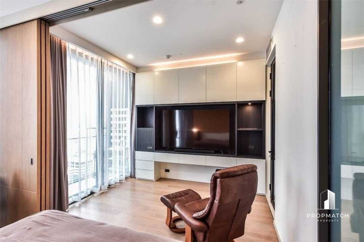 ✨Flash Deal ✨Ashton Silom (1Bed 1Bath 49.5SQM.) ready to move in! Only 9,990,000 baht Tel.0981315848 @propmatch ✨Flash Deal ✨Ashton Silom (1Bed 1Bath 49.5SQM.) ready to move in! Only 9,990,000 baht Tel.0981315848 @propmatch