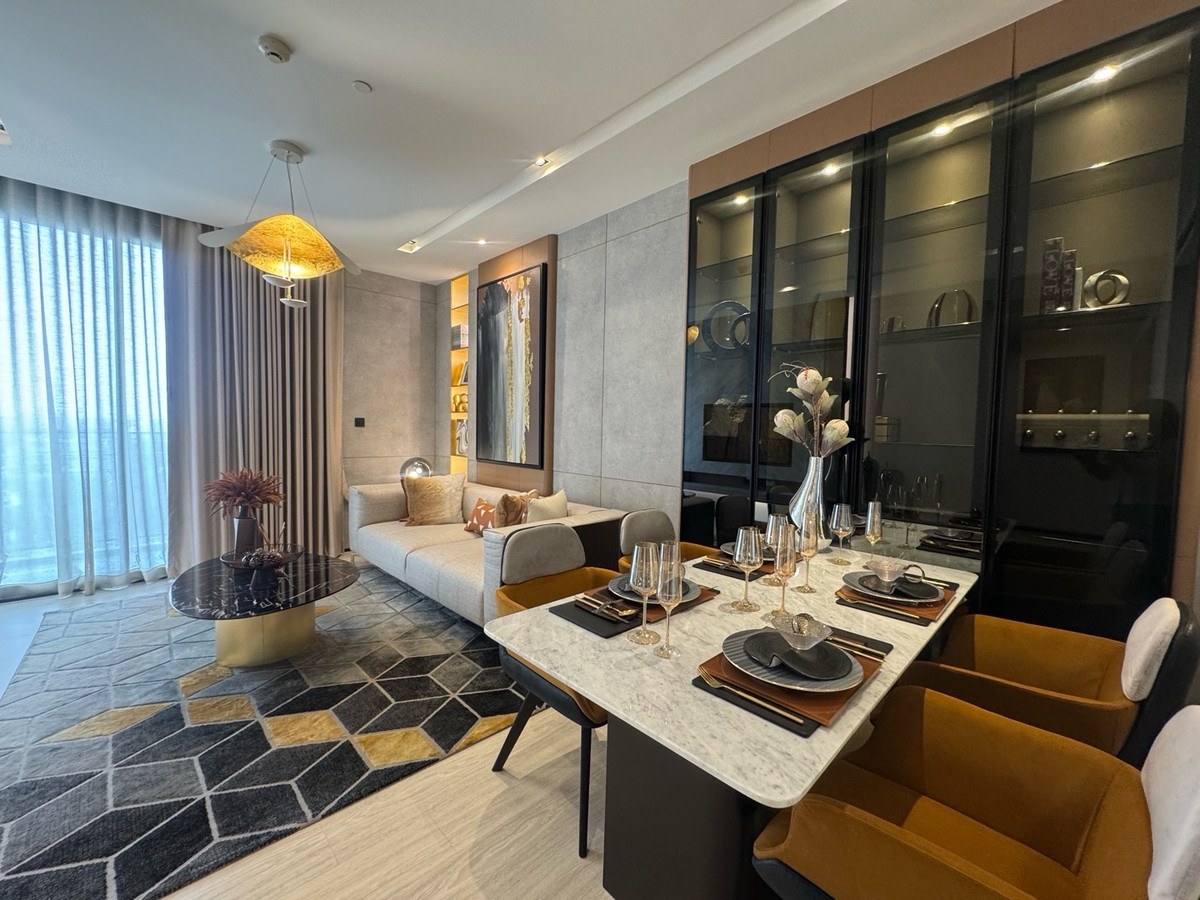 The Room Sukhumvit 38 🌃2 Bed 2Bath 79.12 sq.m. Price13.99MB.🚝Only 700 m. to BTS Thonglor📞Phat 064-642-8664📞Nui 094-624-2014 The Room Sukhumvit 38 🌃2 Bed 2Bath 79.12 sq.m. Price13.99MB.🚝Only 700 m. to BTS Thonglor📞Phat 064-642-8664📞Nui 094-624-2014
