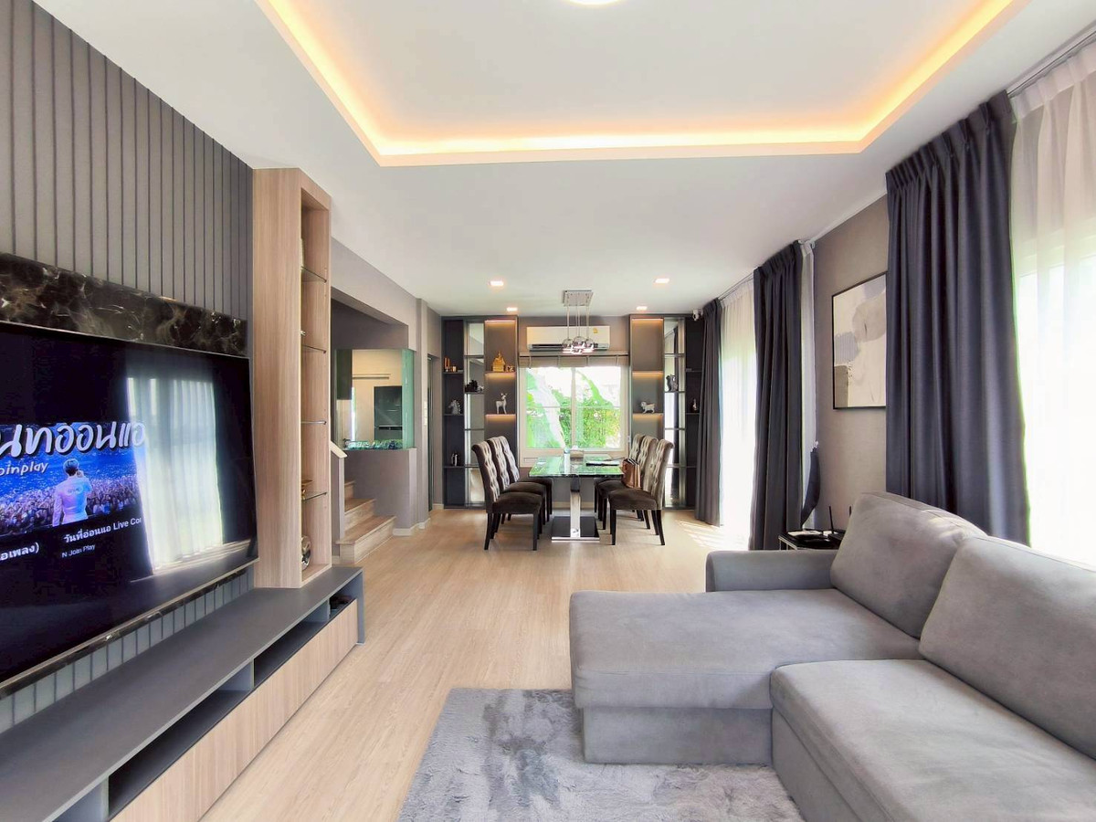 ขายบ้านเดี่ยว 2 ชั้น 50.30 ตรว. Villaggio ศรีนครินทร์ ตำบลบางเมือง อำเภอเมืองสมุทรปราการ สมุทรปราการ ราคา 6,900,000 บาท ขายบ้านเดี่ยว 2 ชั้น 50.30 ตรว. Villaggio ศรีนครินทร์ ตำบลบางเมือง อำเภอเมืองสมุทรปราการ สมุทรปราการ ราคา 6,900,000 บาท
