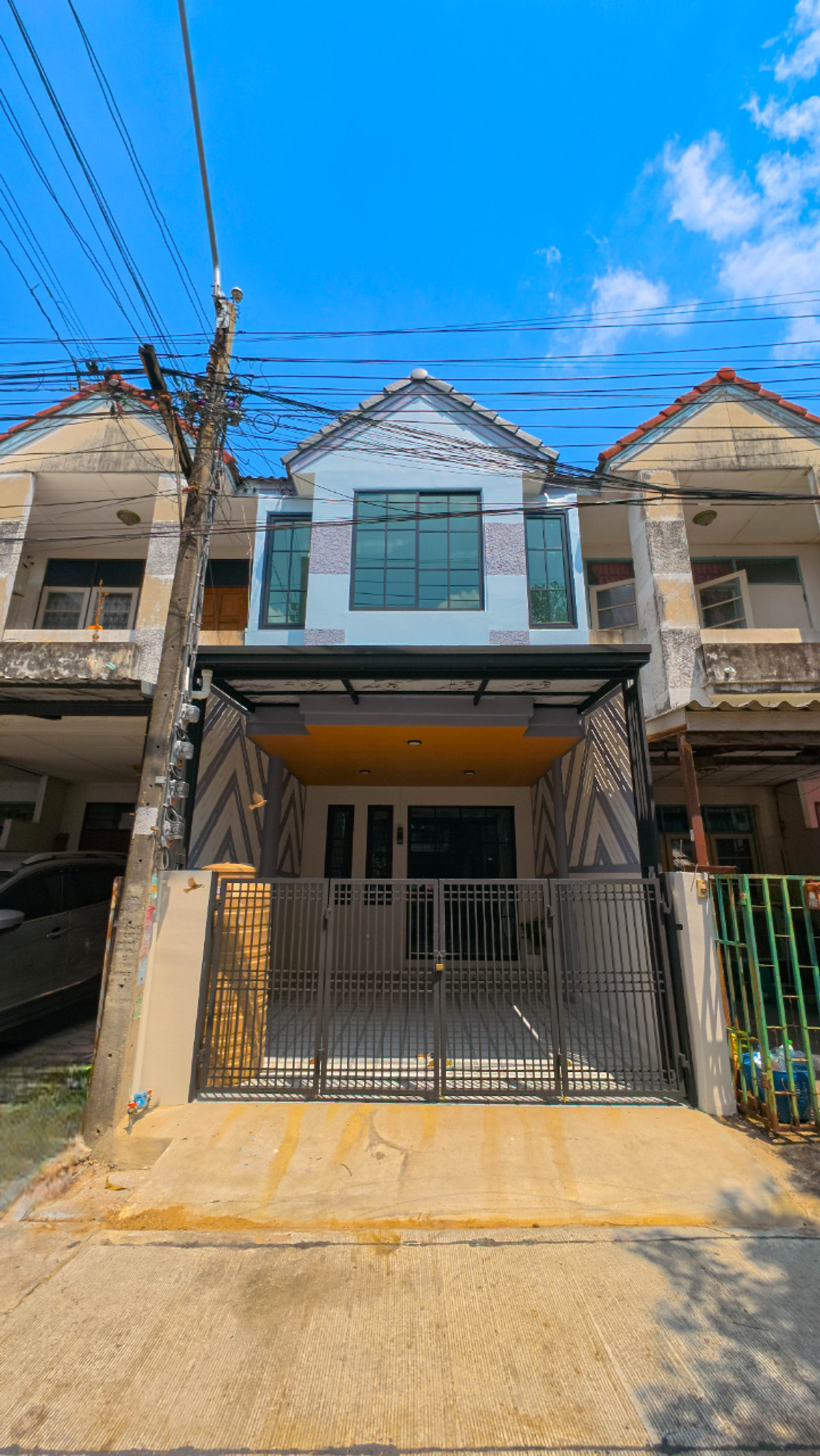 ขายทาวน์เฮ้าส์ 2 ชั้น 2 นอน 2 น้ำ หมู่บ้านซิลค์วิลเลจ ซ.สายไหม 54 ทำเลดี รีโนเวทใหม่ แถมเฟอร์นิเจอร์ หิ้วกระเป๋าเข้าอยู่ได้เลย ขายทาวน์เฮ้าส์ 2 ชั้น 2 นอน 2 น้ำ หมู่บ้านซิลค์วิลเลจ ซ.สายไหม 54 ทำเลดี รีโนเวทใหม่ แถมเฟอร์นิเจอร์ หิ้วกระเป๋าเข้าอยู่ได้เลย